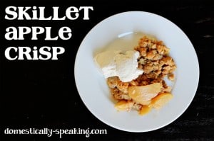 skillet-apple-crisp.jpg