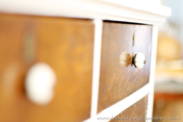 Storage Auction Treasure Dresser @ Domestically Speaking melon knobs