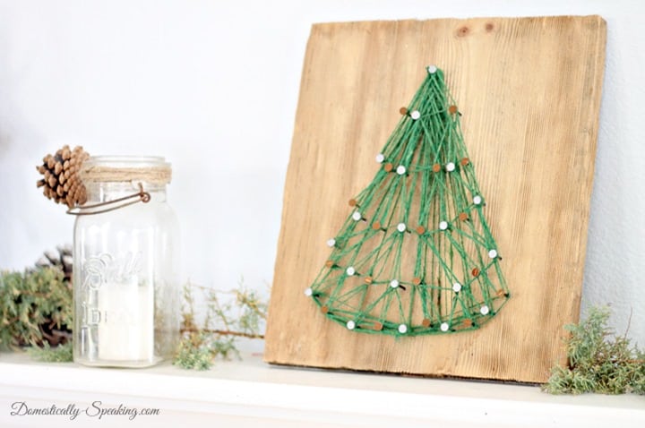 Christmas-Home-Tour-2013-Mantel-8.jpg