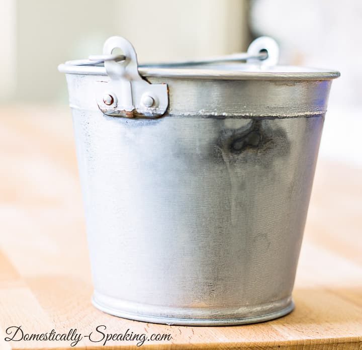 White vinegar deals galvanized metal