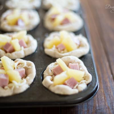 Hawaiian Pizza Bites ready for baking