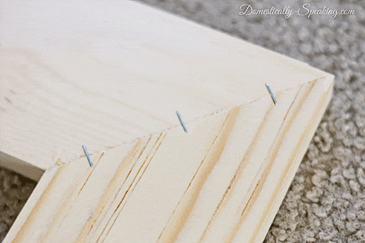 Putting together your DIY Picture Frame Putting together your DIY Picture Frame