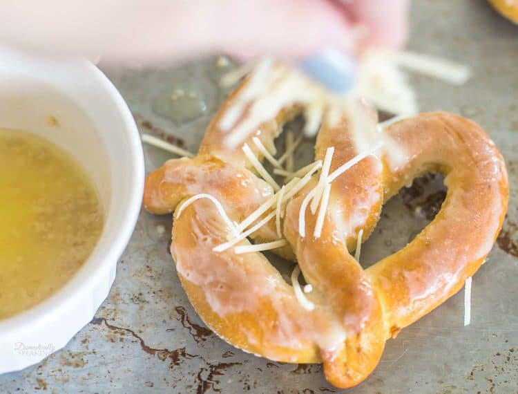 Garlic Parmesan Pretzels - great after school snack, appetizer  - delicious with marinara sauce