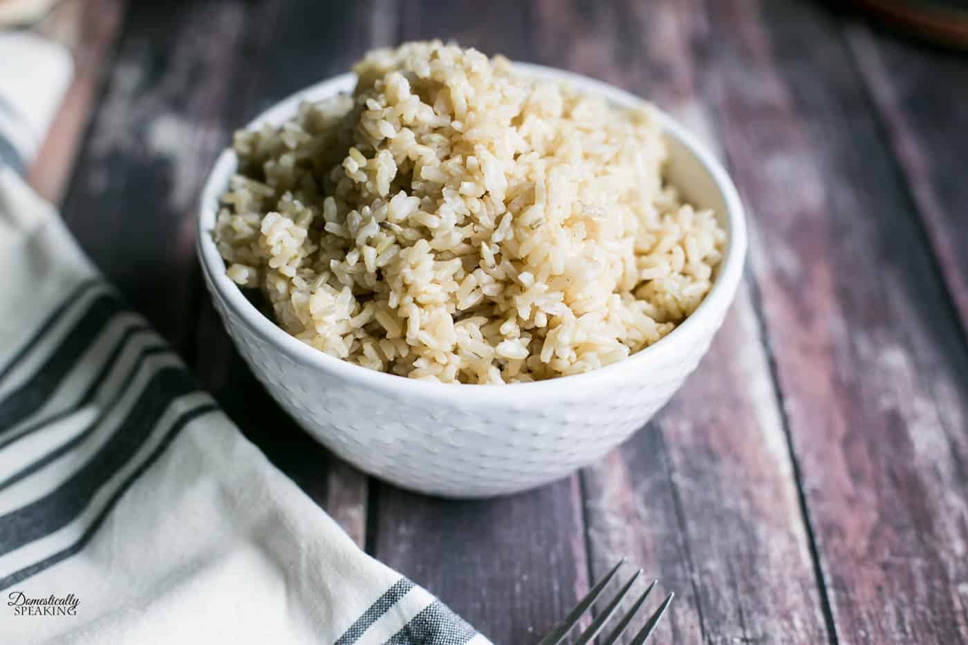 Brown Rice in a pressure cooker - get the easy recipe!