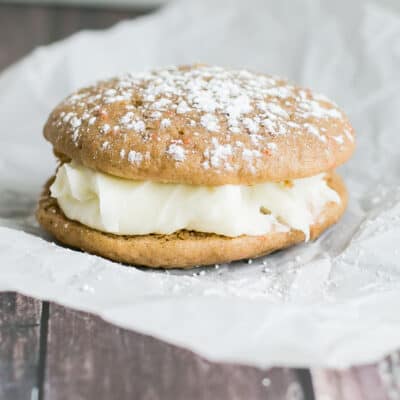Carrot Cake Whoopie Pie