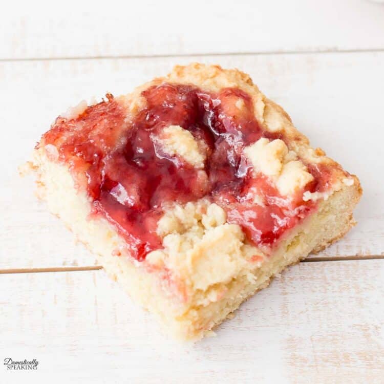 A Strawberry Cream Cheese Bar Cookie