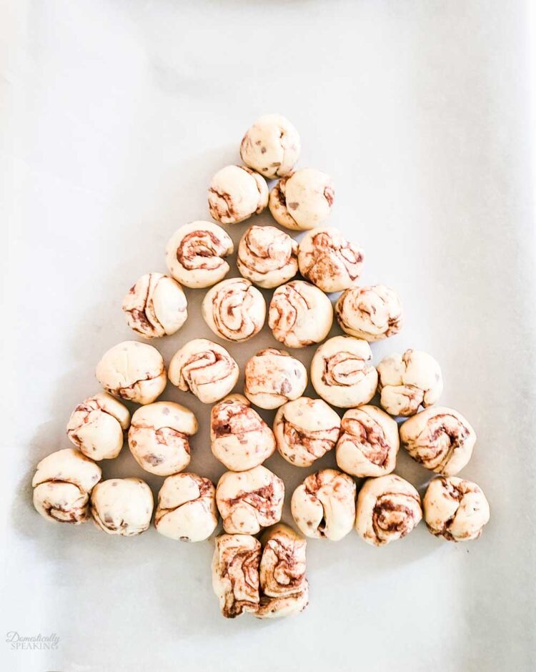 Cinnamon Roll ball doughs formed into a tree shape