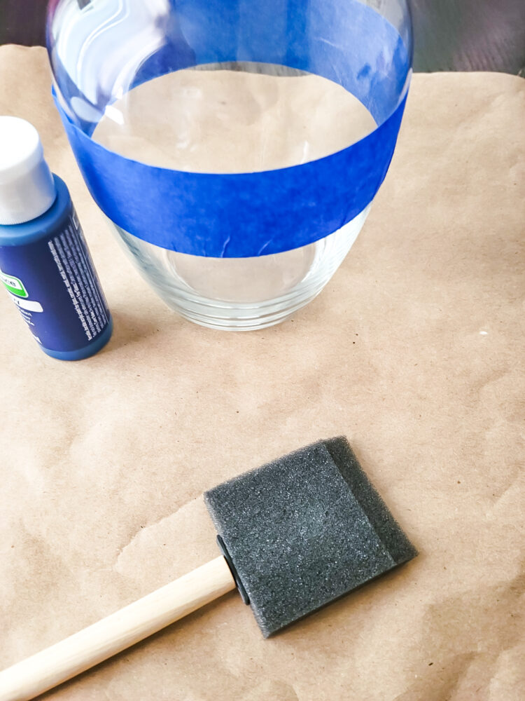 supplies the color blocking a vase