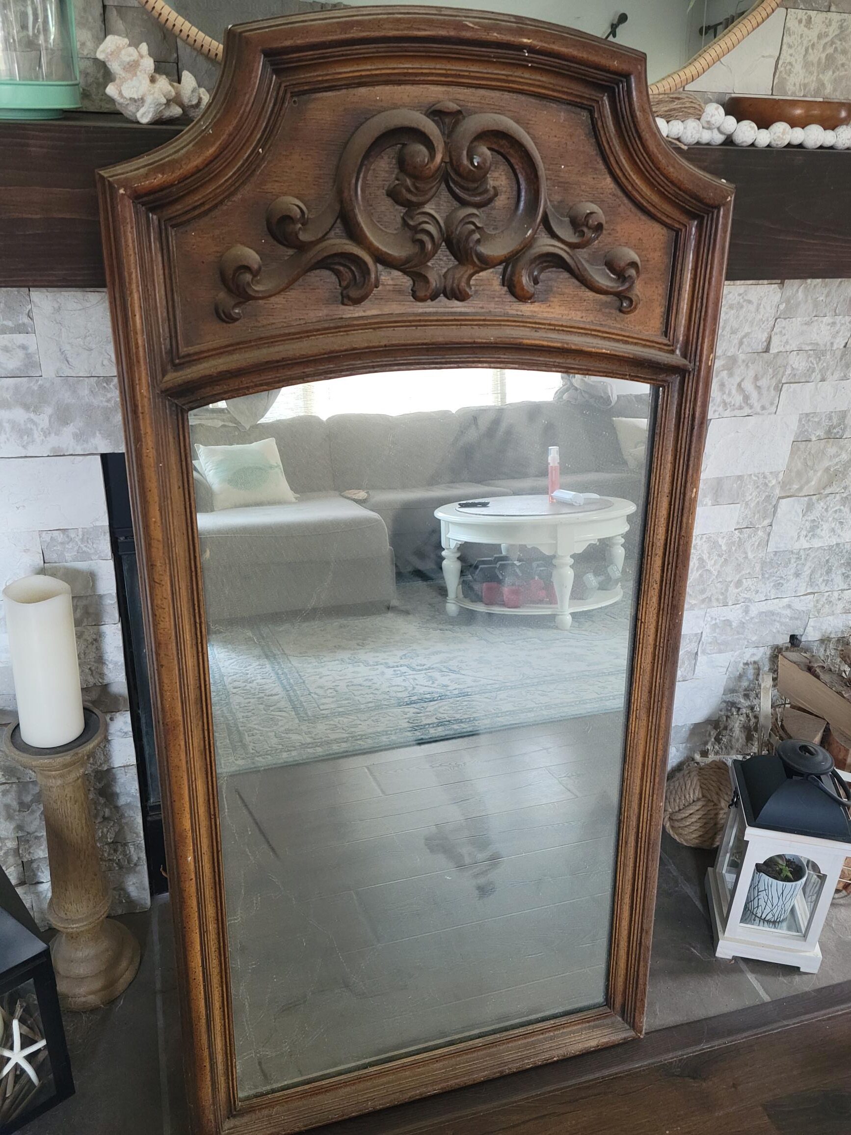How to Update an Old Mirror Domestically Speaking