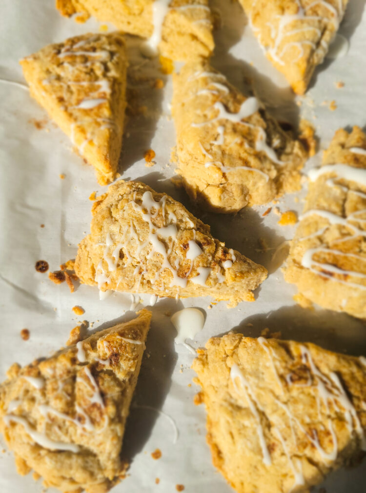delicious chai scones